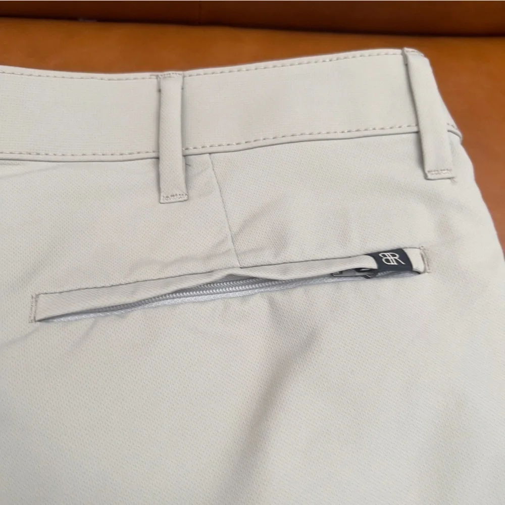 Banana Republic Men’s 38W/32L Gray Flat Front Golf Pants Lightweight Relaxed Fit